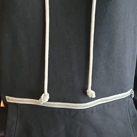 Houston Rockets Nike Standard Issue Black Hoodie with White Drawstrings - Picture 5 of 7